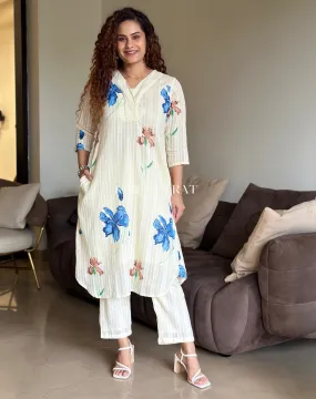 DEVI WHITE BLOOMING FLORAL KURTA SET