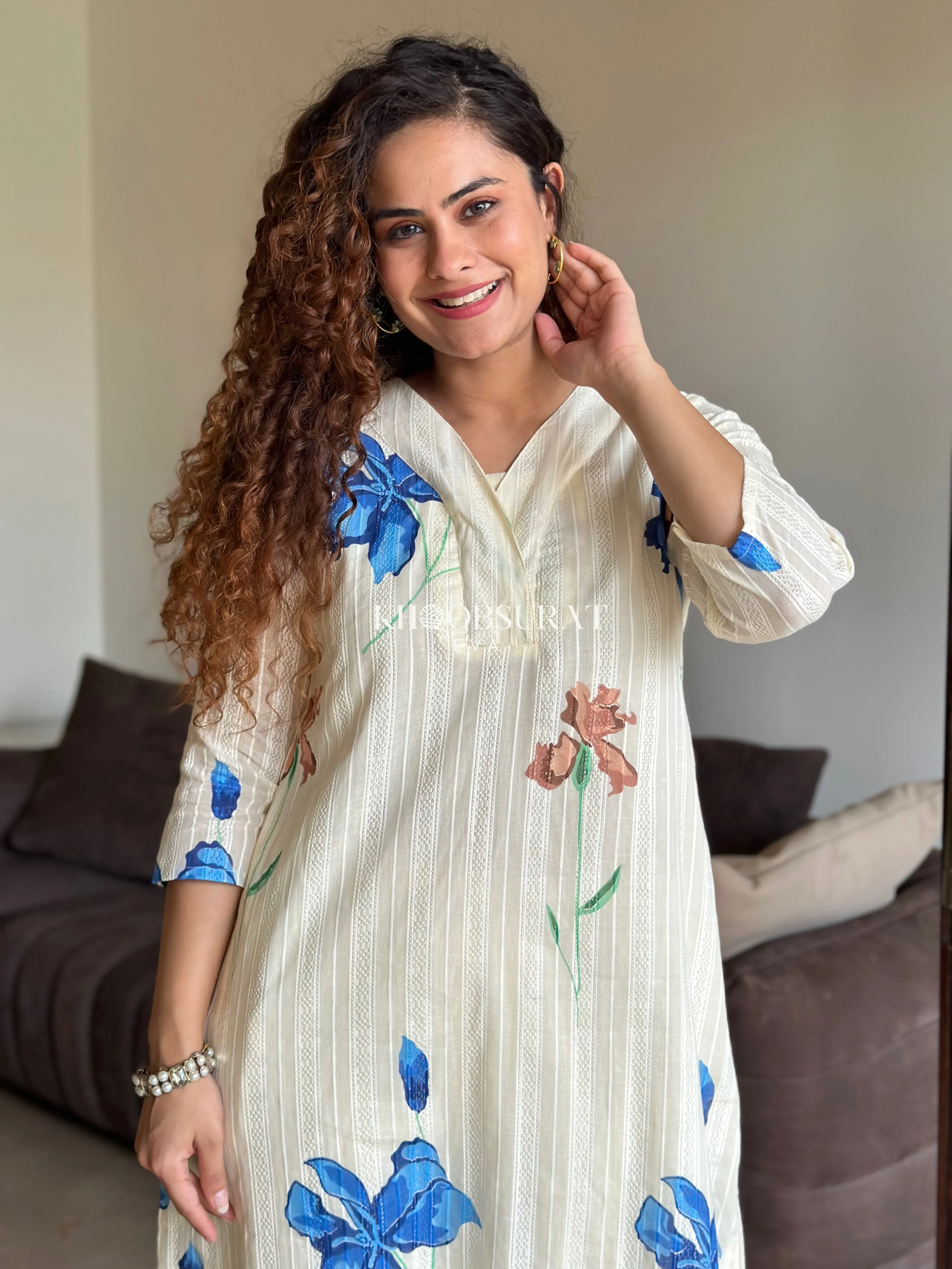 DEVI WHITE BLOOMING FLORAL KURTA SET