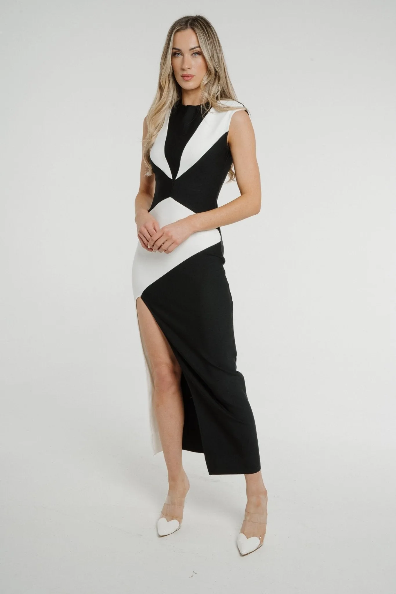 Holly Maxi Dress In Monochrome