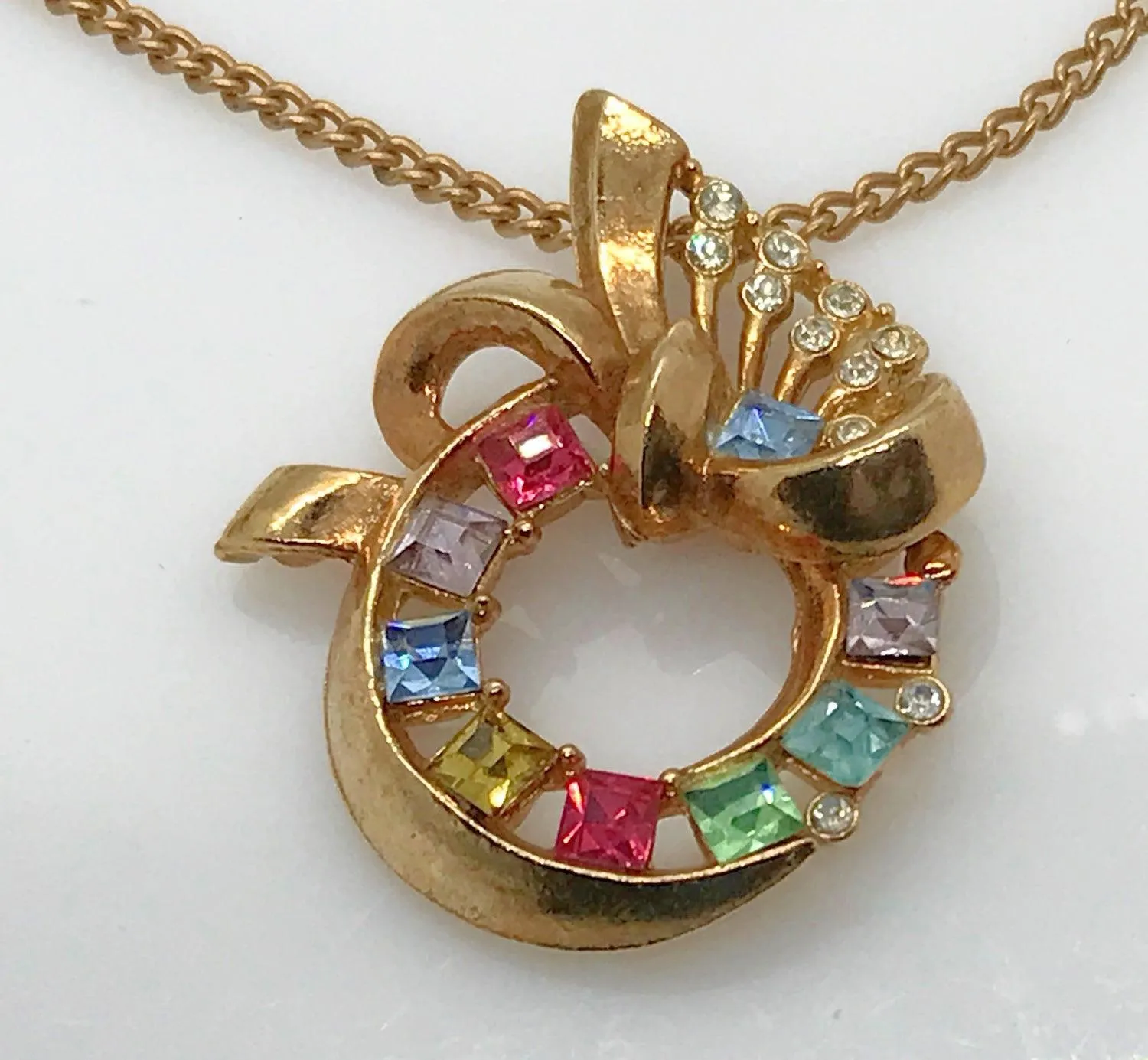 Lisner Pastel Rhinestones Vintage Circle Pendant and Chain