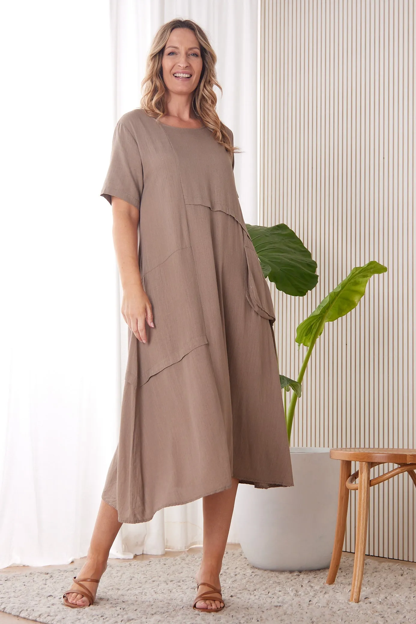 Shona Cotton & Linen Dress - Mocha