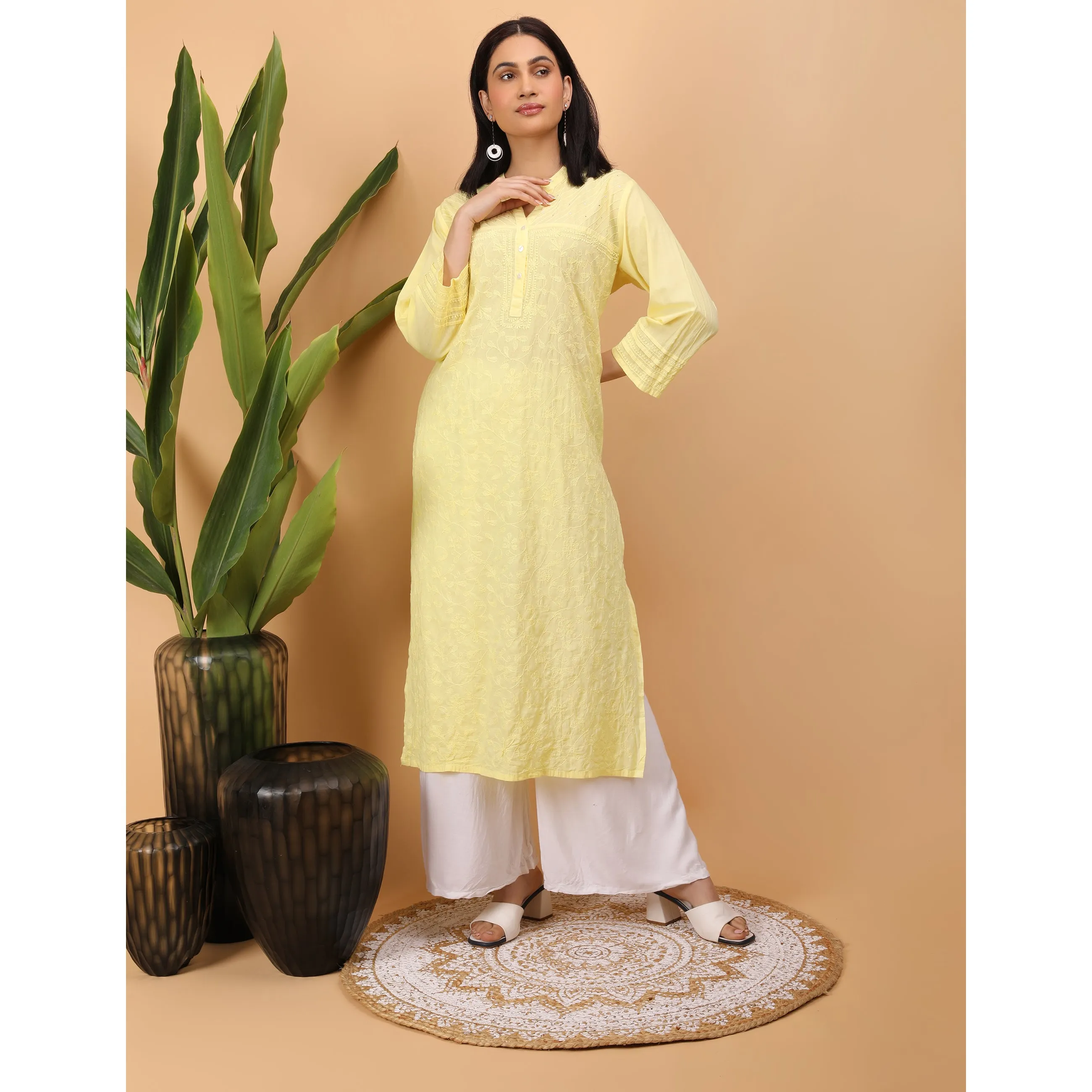 Shwet Women Yellow Chikankari Kurta