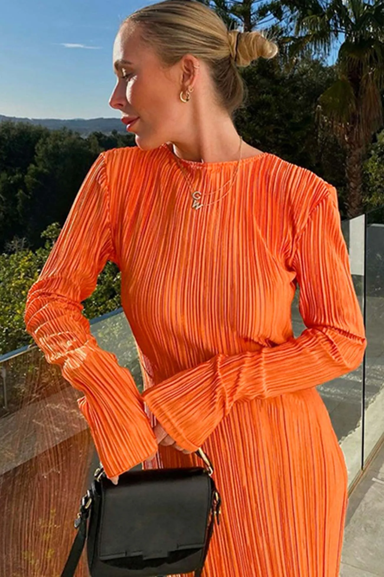 Solid Color Crew Neck Pleated Maxi Dress