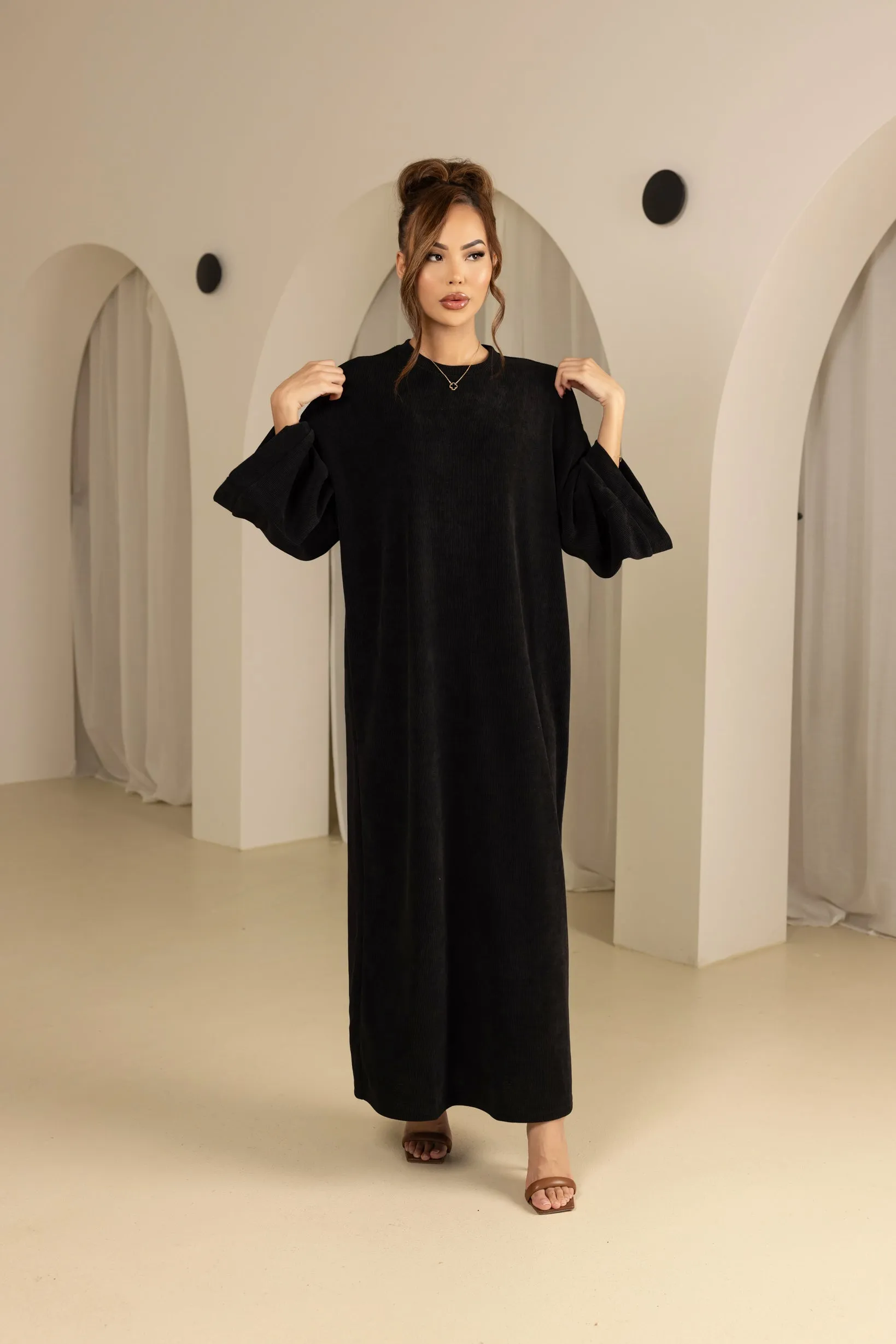 The Grand Raneem Abaya