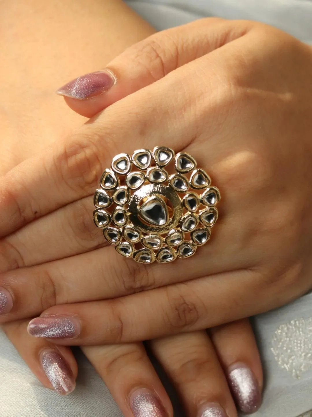 White Floral Motif Kundan Ring